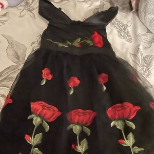Charming Christmas or V-Day Dress. Black and Red Rose Dress